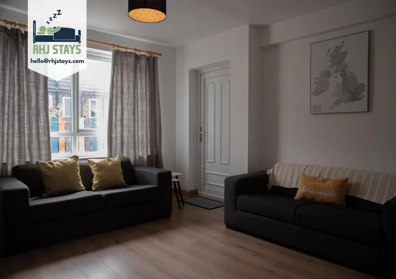 Cottenham - City Centre With Free Private Parking 2 Toilets 4 Bedroom Sleeps 8 نيوكاسل أبون تاين المملكة المتحدة